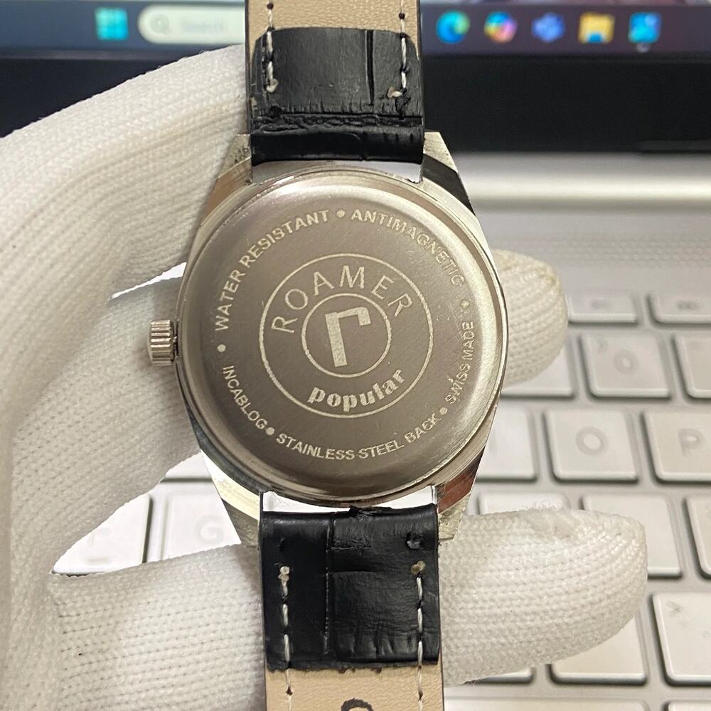 Vintage 1982 Roamer Manual Mens Silver Watch W/Leather Strap & Black accents - Picture 6 of 6
